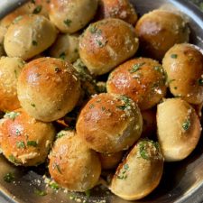Pizza Stuffed Pretzel Bites